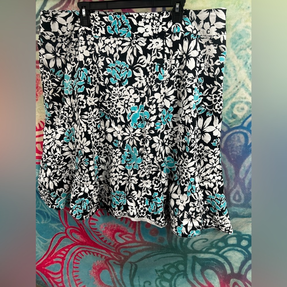 Dressbarn Skirt